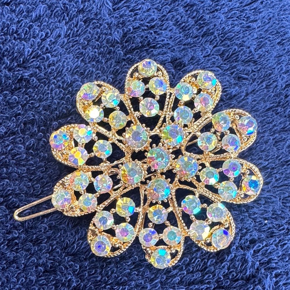Elegant Gold and Silver Crystal Hair Barrettes NWOT - Picture 2 of 7